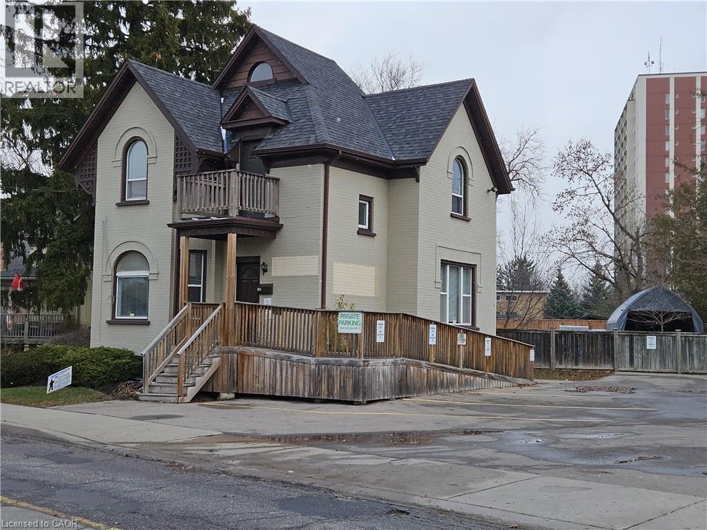 MLS® listing #29185650 for sale located at 100 E LANCASTER Street E