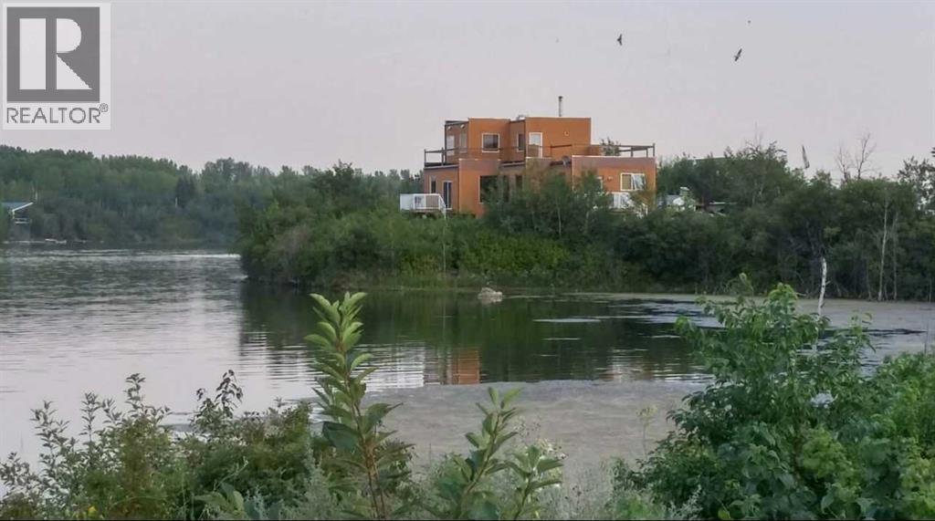 MLS® listing #29185679 for sale located at #27 West Bay Estates