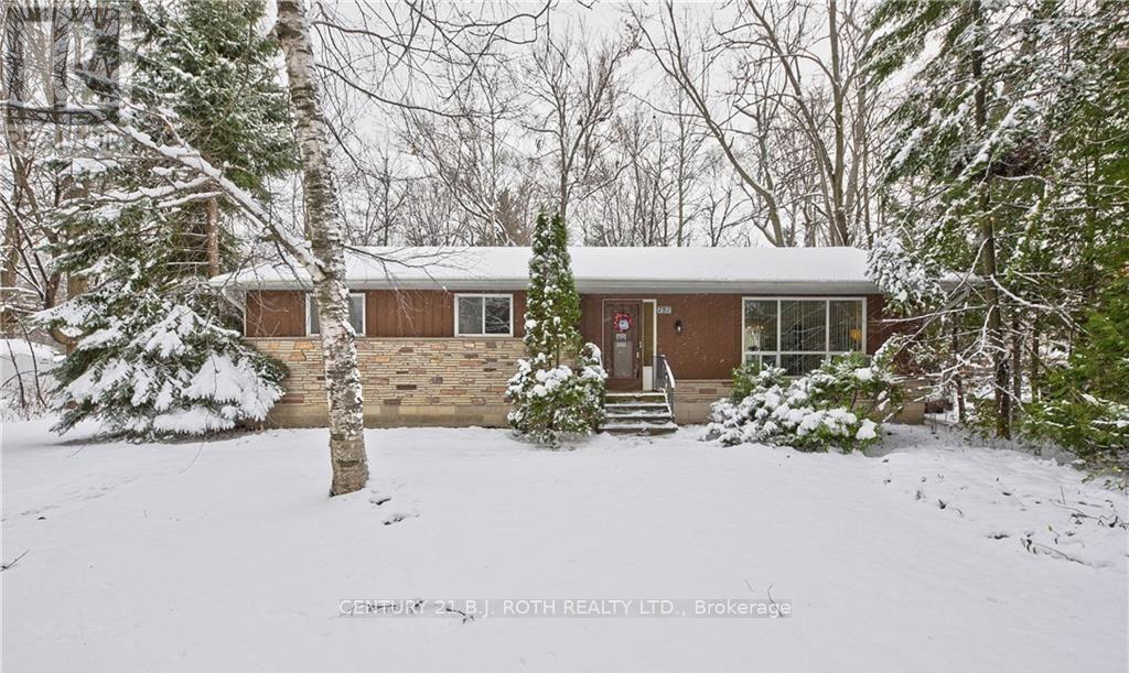 MLS® listing #29185700 for sale located at 787 INNISFIL BEACH ROAD