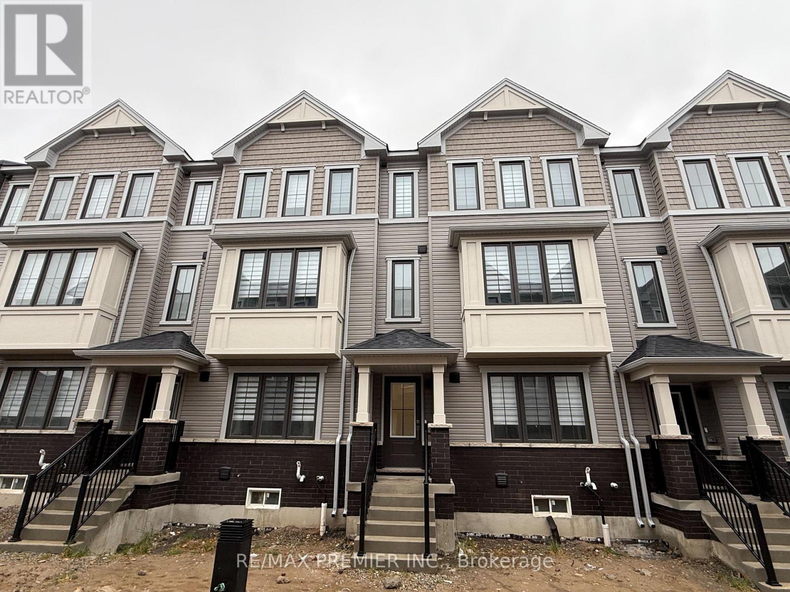 MLS® listing #29186010 for sale located at 14 KINGBIRD COMMON