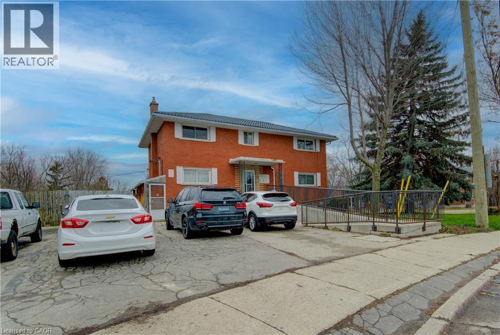 MLS® listing #29186058 for sale located at 27 MARGARET Avenue N