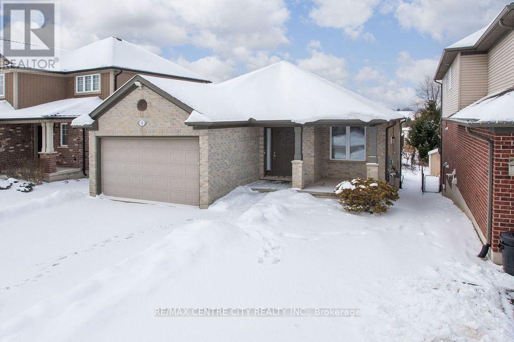 MLS® listing #29186175 for sale located at 12 PEACH TREE BOULEVARD