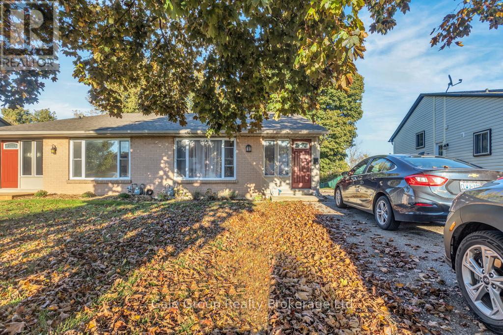 MLS® listing #29186214 for sale located at 61 TENNYSON STREET