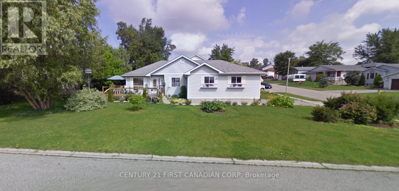 MLS® listing #29186283 for sale located at 169 HUTCHISON AVENUE