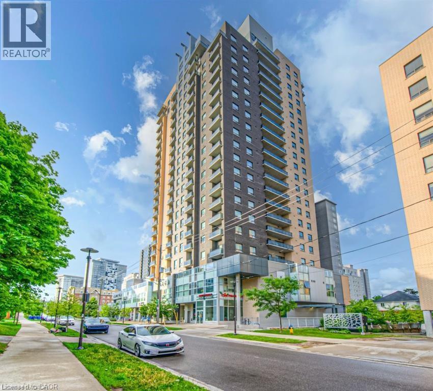 MLS® listing #29186384 for sale located at 318 SPRUCE Street Unit# 1806