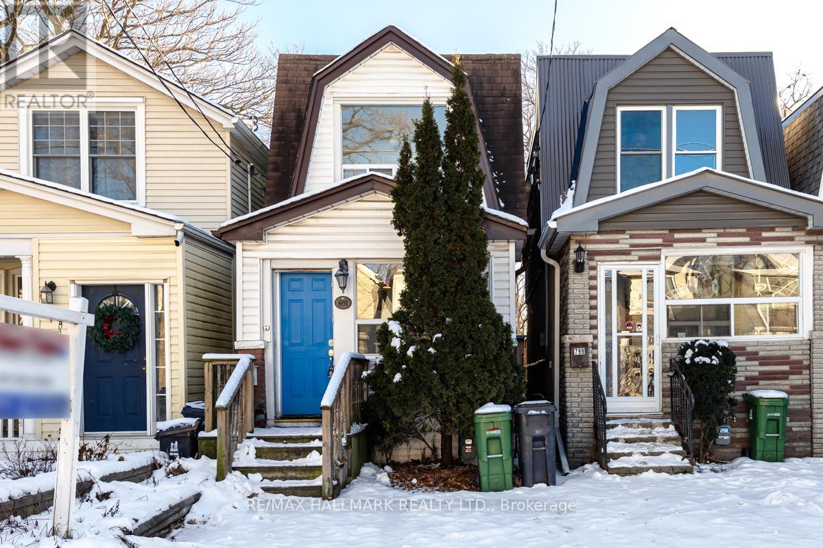 MLS® listing #29186555 for sale located at 801 SAMMON AVENUE