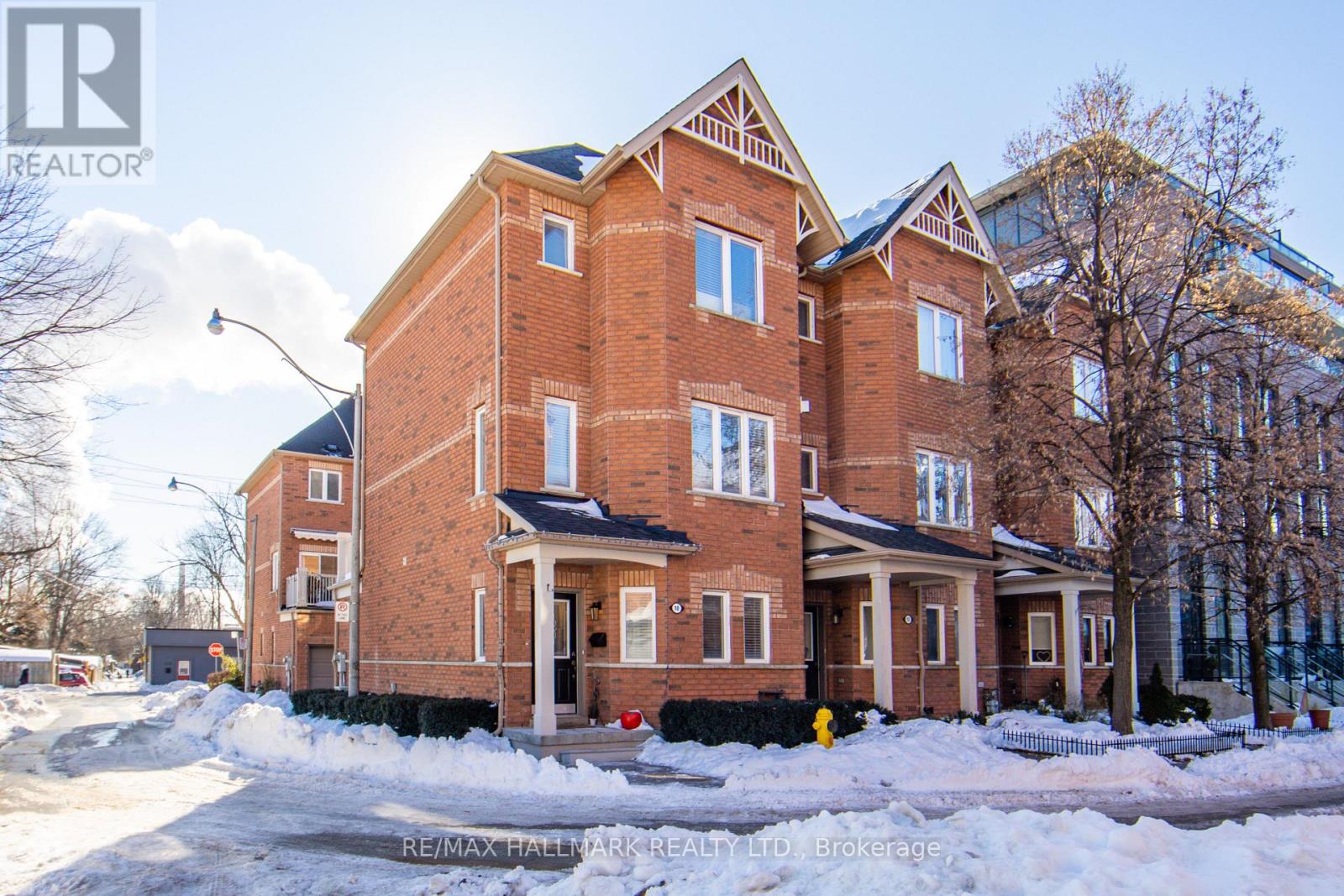 MLS® listing #29188723 for sale located at 10 FILMIC LANE