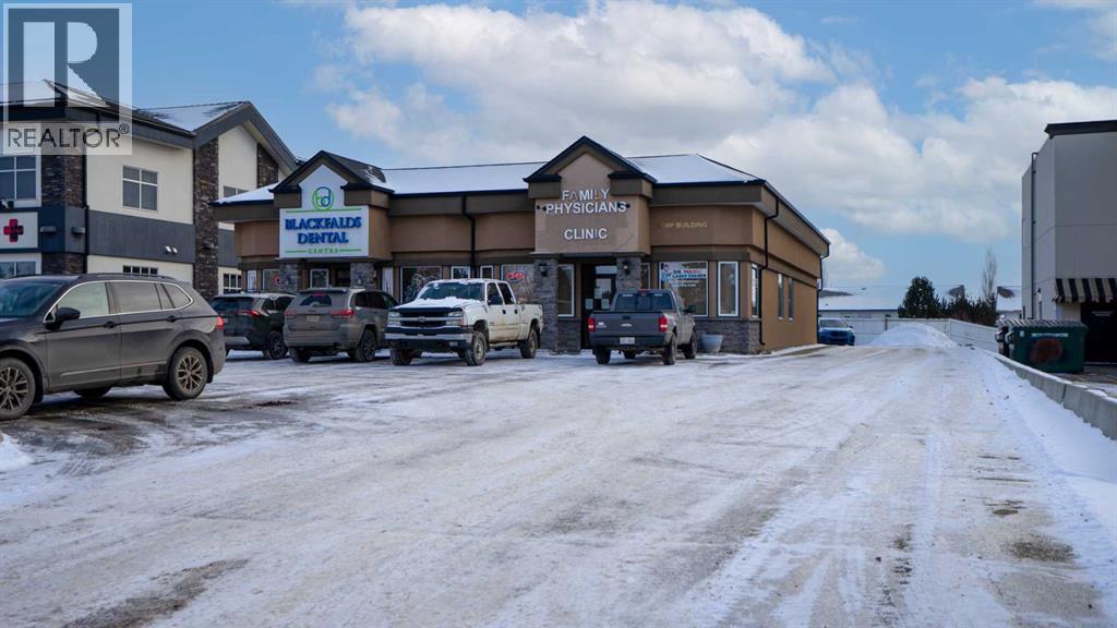 MLS® listing #29188912 for sale located at 1, 5021 Parkwood Road