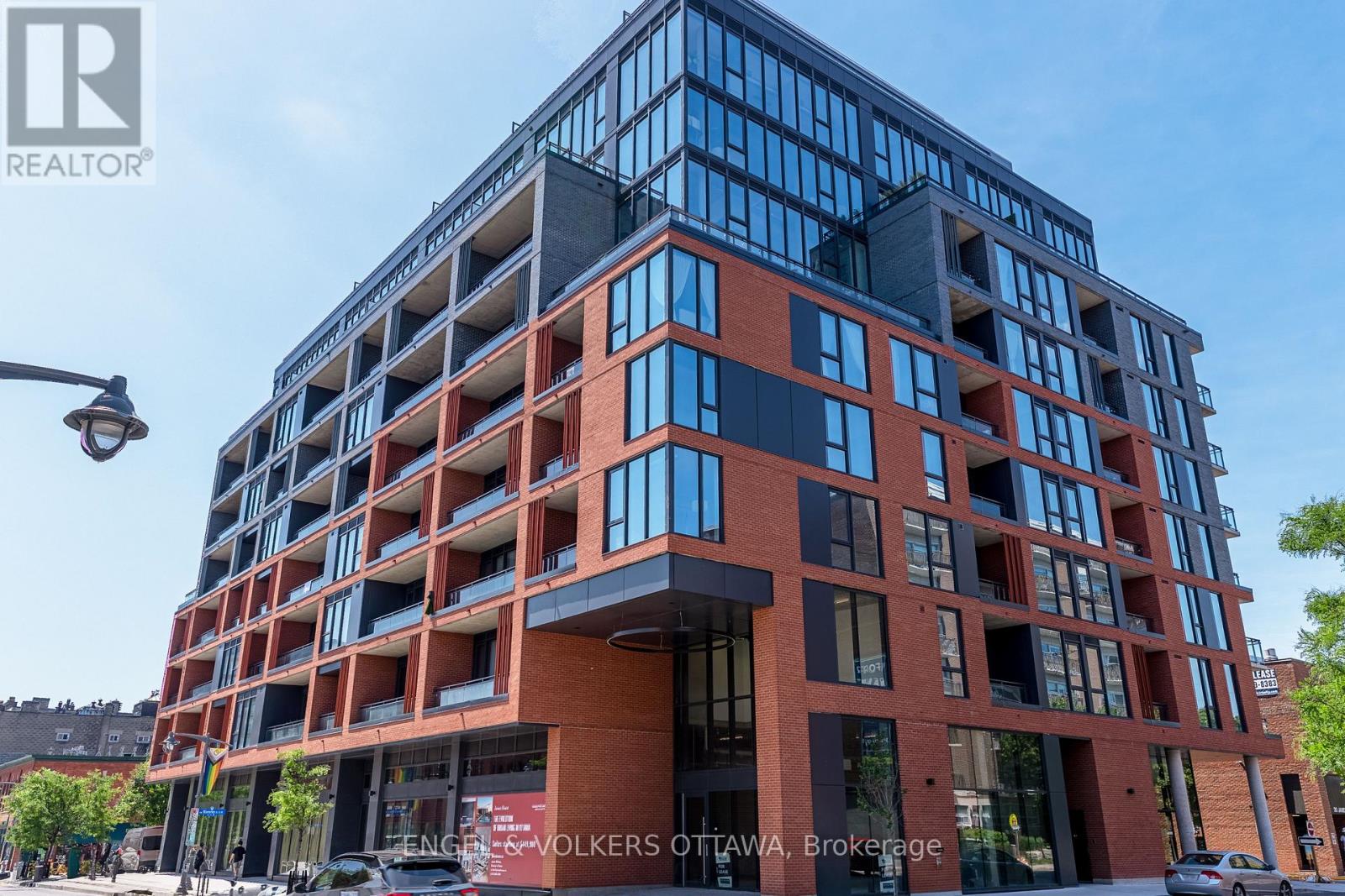 MLS® listing #29189415 for sale located at 709 - 10 JAMES STREET