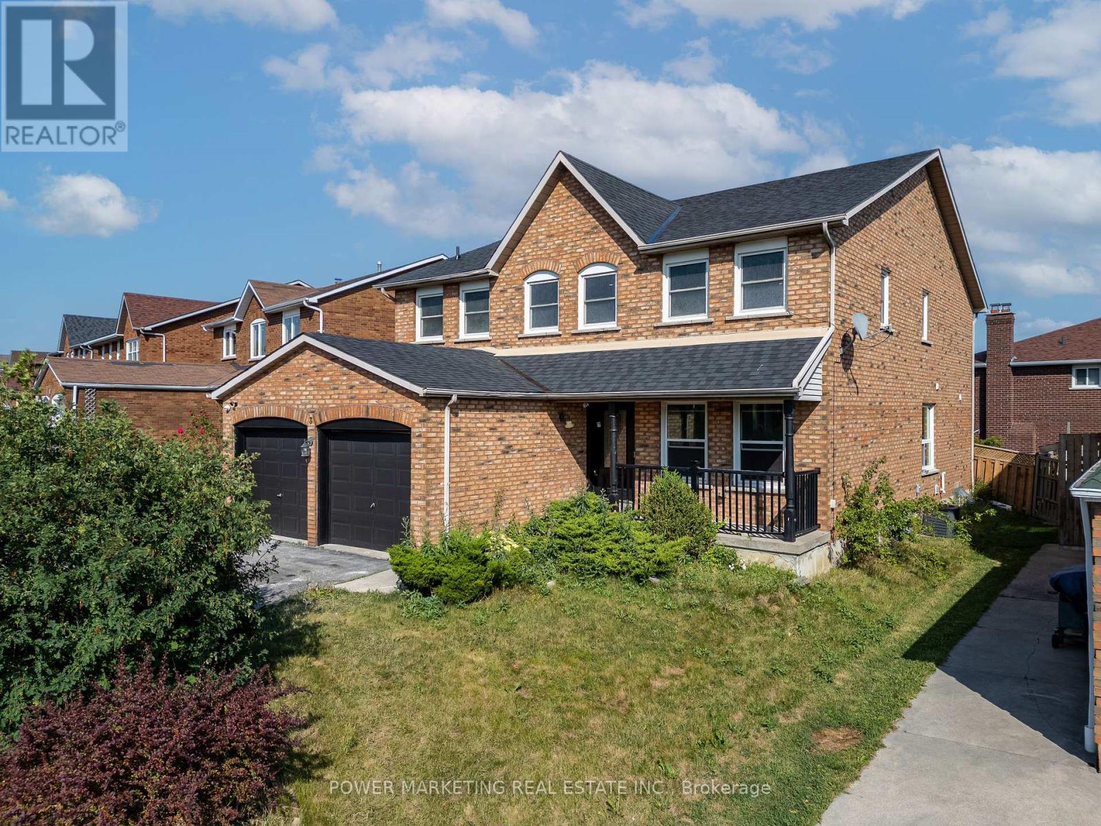 MLS® listing #29189674 for sale located at 3 NEWBURY CRESCENT