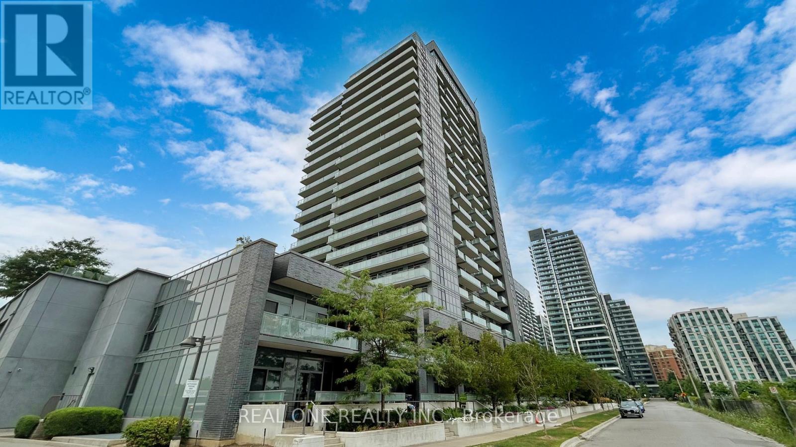 MLS® listing #29191155 for sale located at LPH08 - 55 ONEIDA CRESCENT