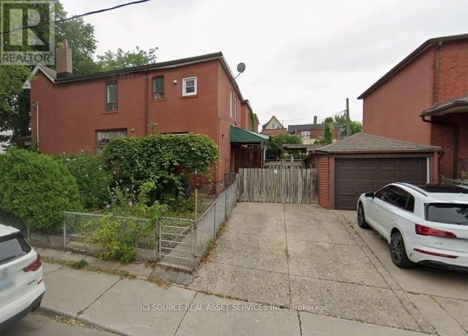 MLS® listing #29191237 for sale located at BASEMENT - 29 VIA ITALIA