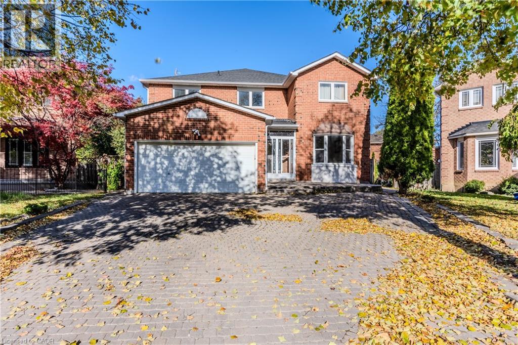 MLS® listing #29191410 for sale located at 8 DINGWALL Court