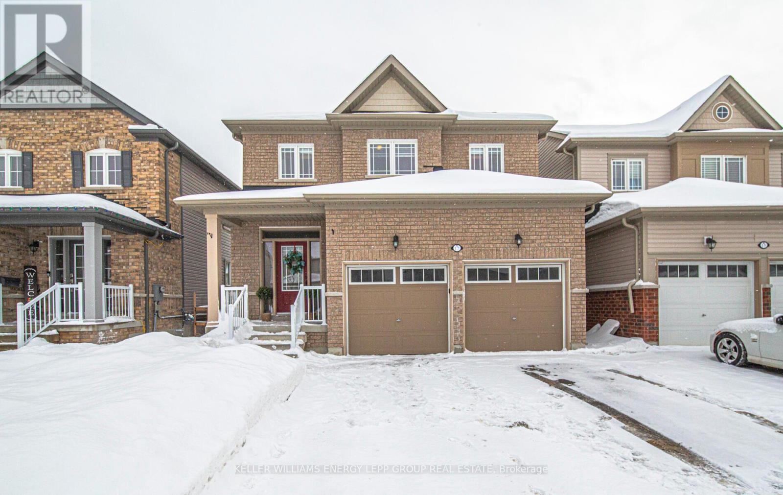 MLS® listing #29191453 for sale located at 17 DON HADDEN CRESCENT