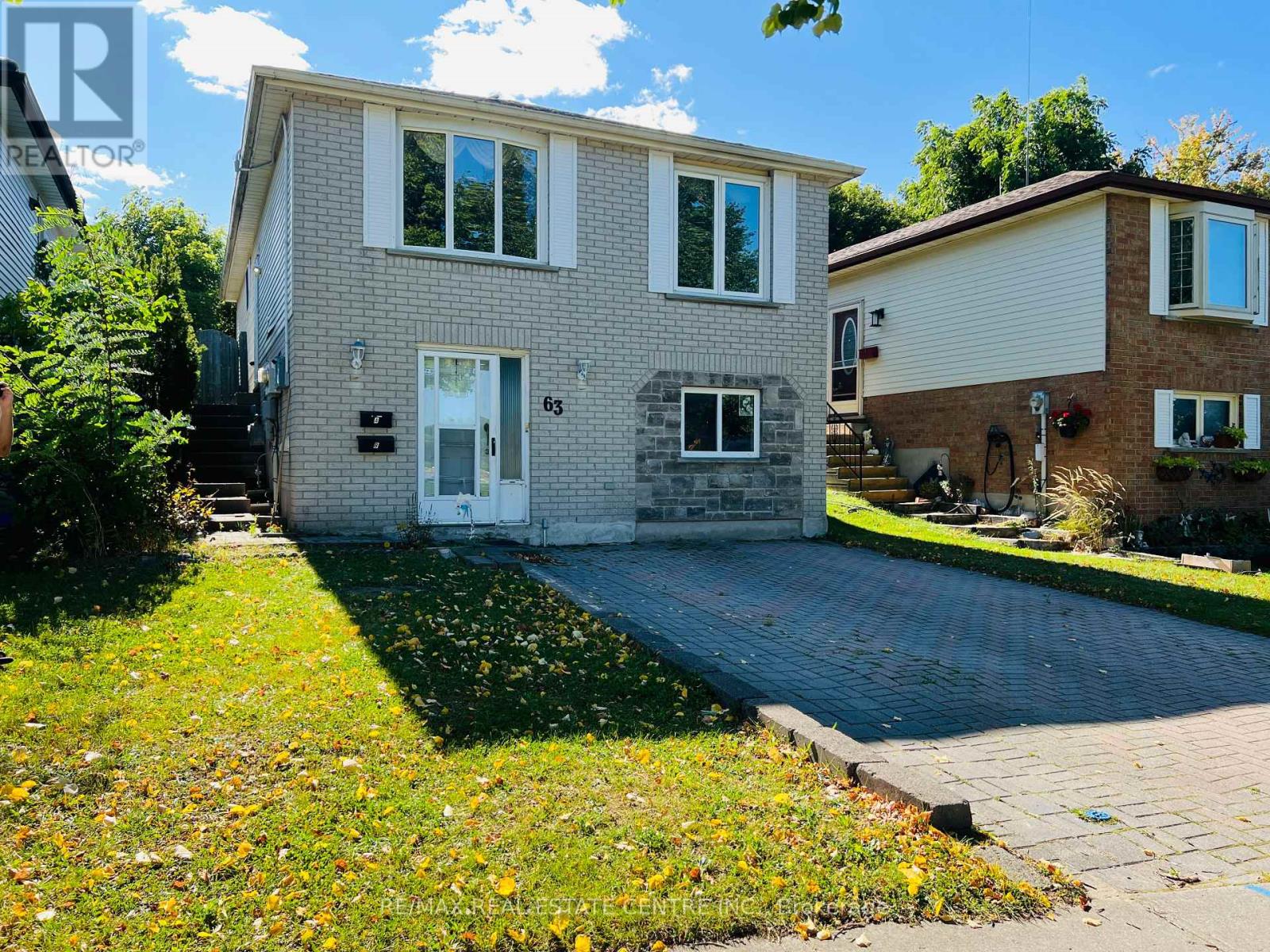 MLS® listing #29192368 for sale located at 63 OLD CARRIAGE DRIVE