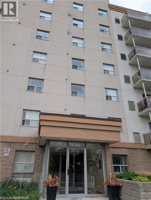 MLS® listing #29192622 for sale located at 736 OLD ALBERT Street Unit# 102