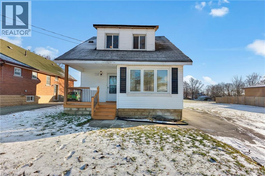 MLS® listing #29192625 for sale located at 5932 CARLTON Avenue