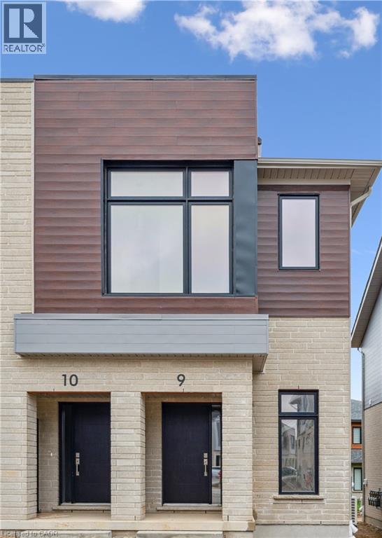 MLS® listing #29193717 for sale located at 15 STAUFFER WOODS Trail Unit# C9