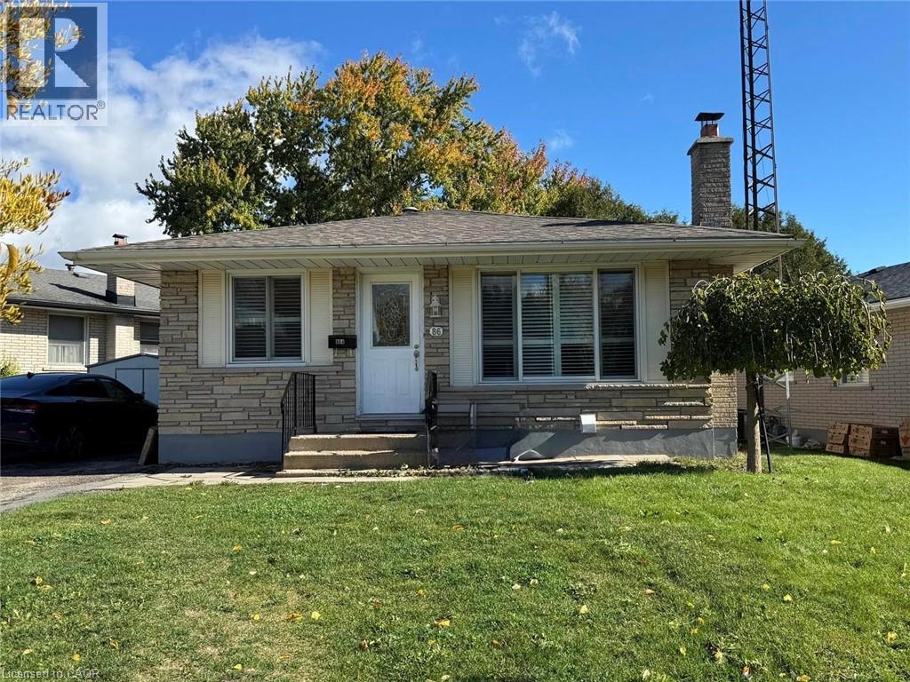 MLS® listing #29194801 for sale located at 86 HILLSBOROUGH Crescent Unit# Main