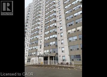 MLS® listing #29194809 for sale located at 35 GREEN VALLEY Drive Unit# 414