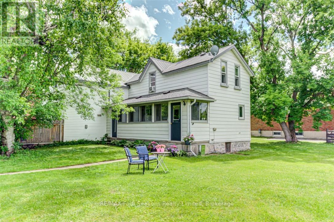 MLS® listing #29196030 for sale located at 393 SECOND STREET