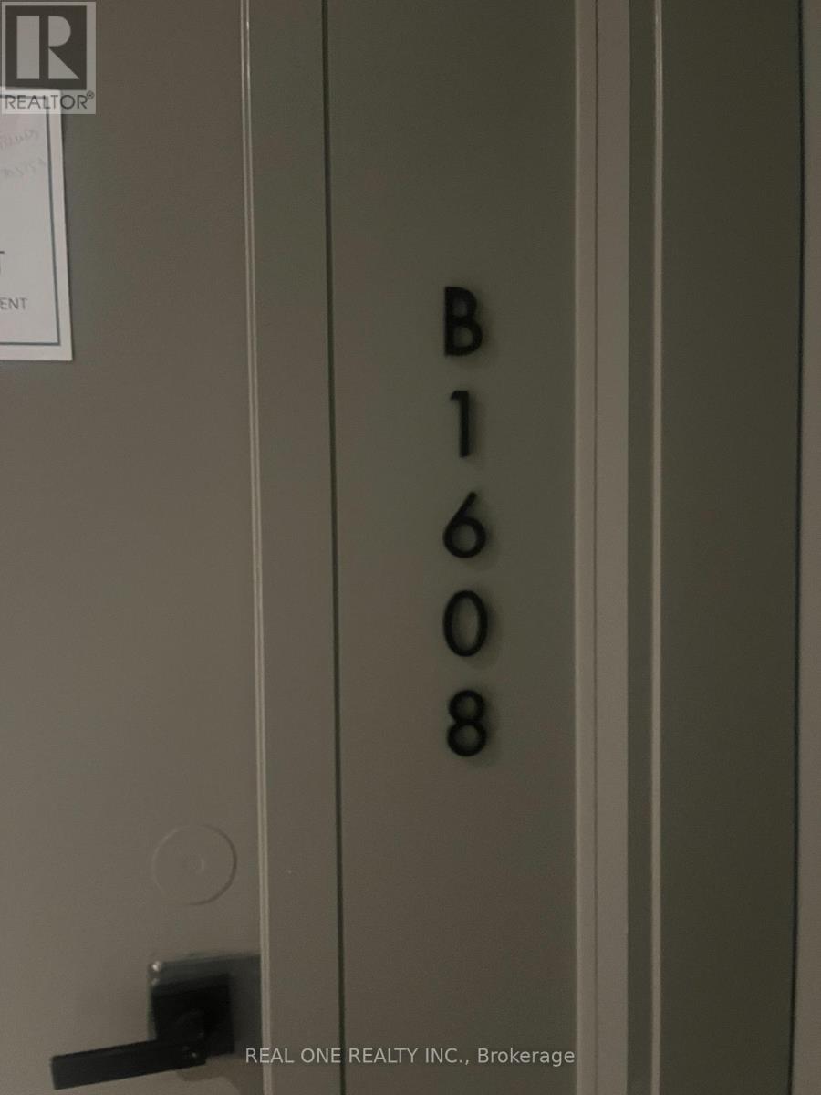 MLS® listing #29197805 for sale located at 1608 - 3071 TRAFALGAR ROAD