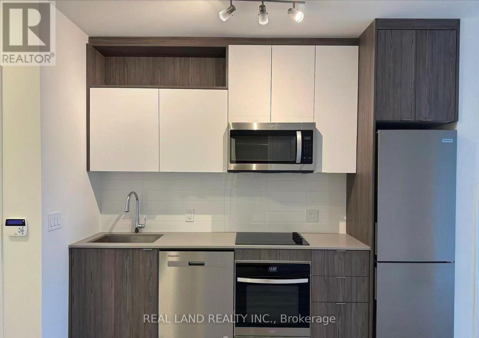 MLS® listing #29197868 for sale located at PH1920 - 60 PRINCESS STREET