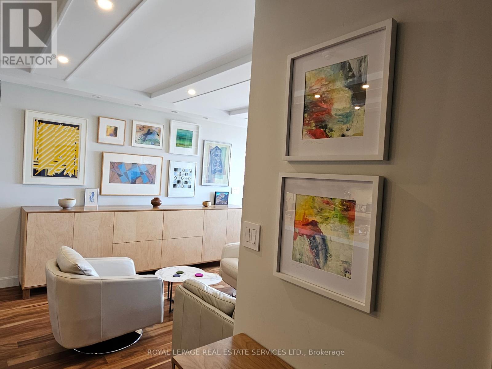 MLS® listing #29197880 for sale located at 1406 - 2267 LAKE SHORE BOULEVARD W