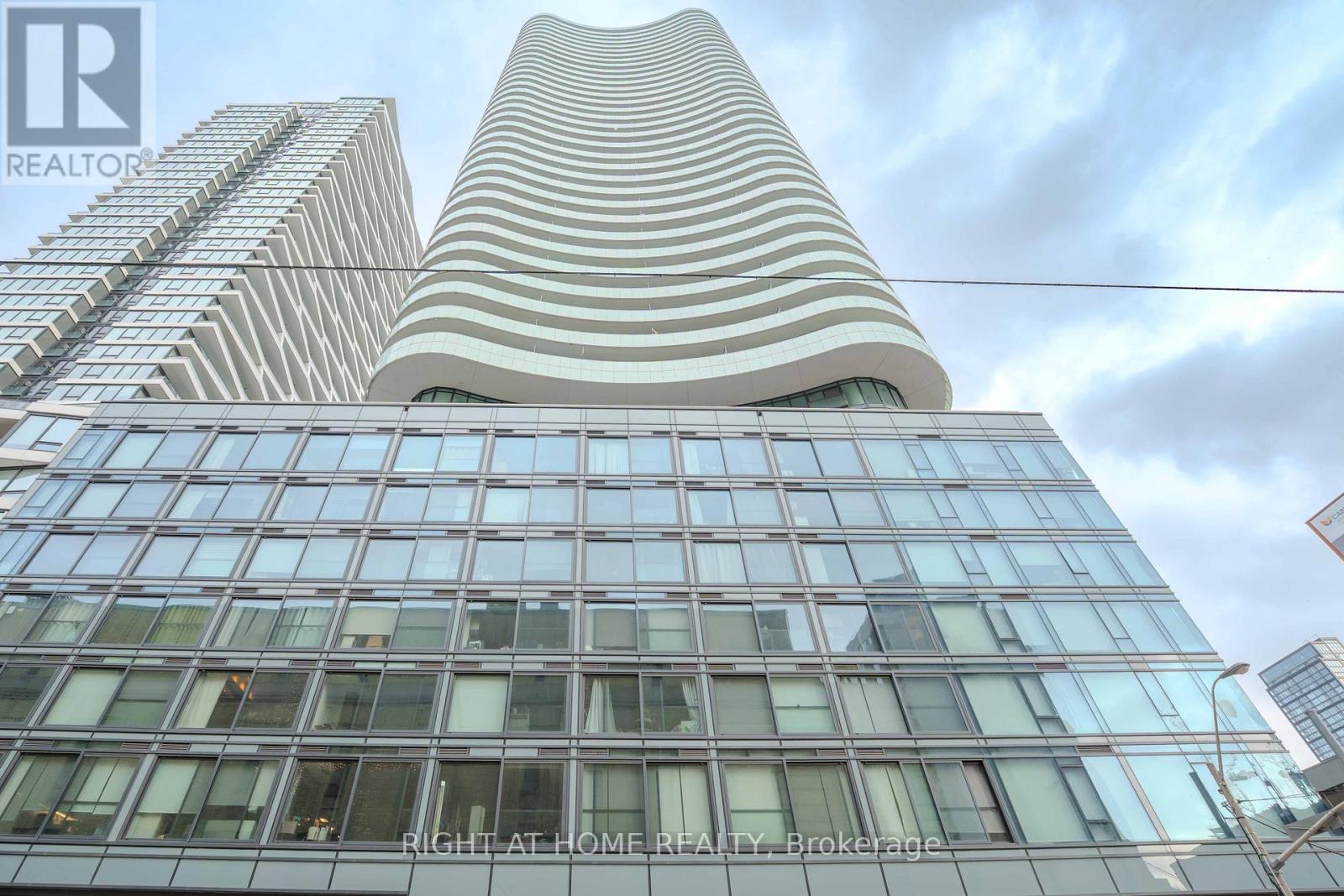 MLS® listing #29198924 for sale located at 1507 - 403 CHURCH STREET