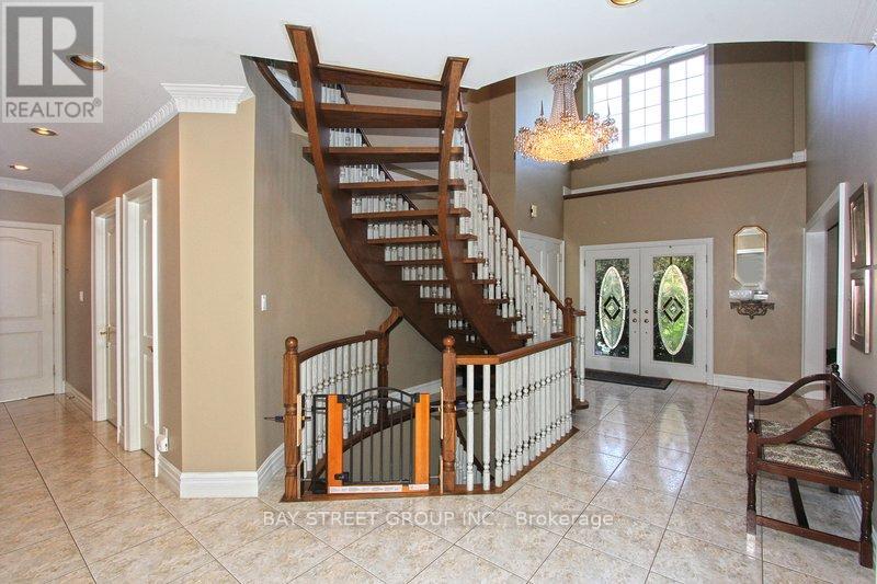 MLS® listing #29198937 for sale located at 17 DUNVEGAN DRIVE