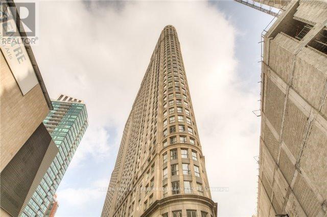 MLS® listing #29199084 for sale located at 1001 - 25 THE ESPLANADE