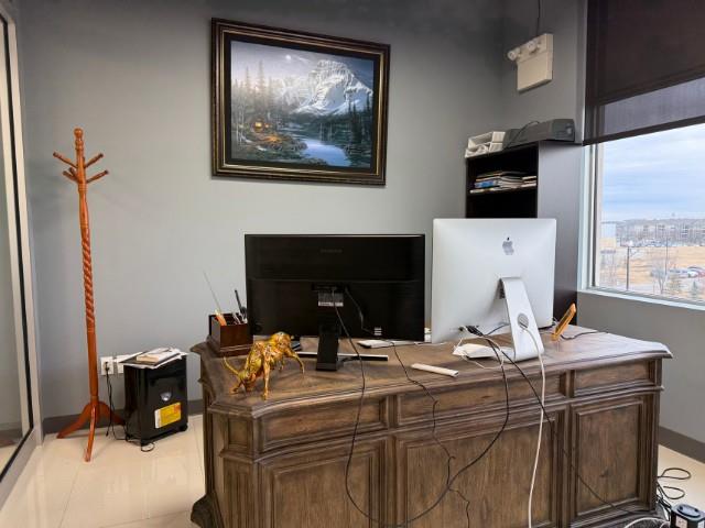 MLS® listing #29199412 for sale located at 309, 316  Windermere Road NW