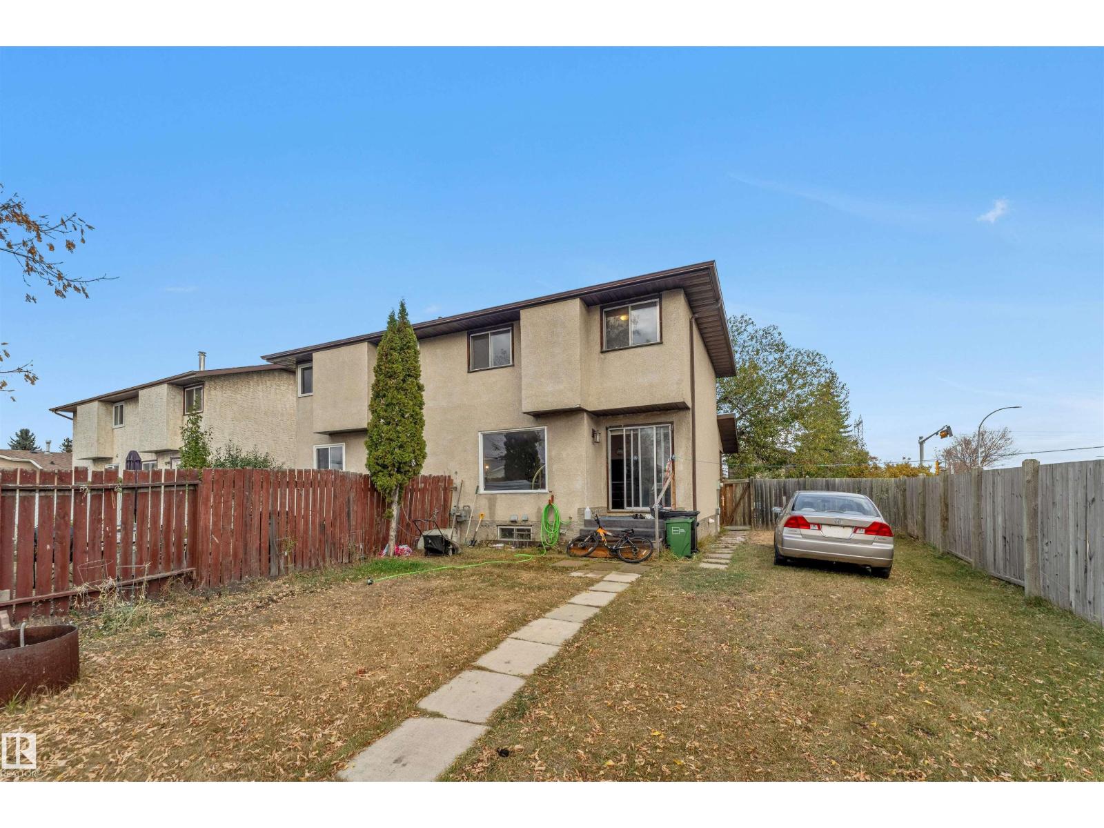 MLS® listing #29201486 for sale located at 15304 121 ST NW