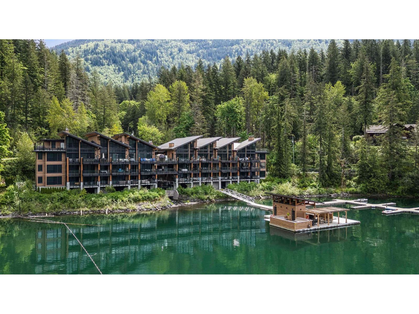 MLS® listing #29201519 for sale located at 302 3175 COLUMBIA VALLEY ROAD|Cultus Lake North