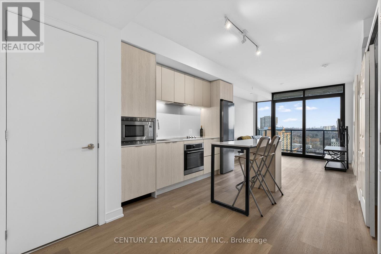 MLS® listing #29202477 for sale located at 1418 - 3009 NOVAR ROAD