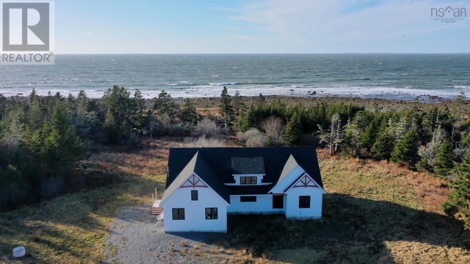 MLS® listing #29202781 for sale located at 8433 Highway 3