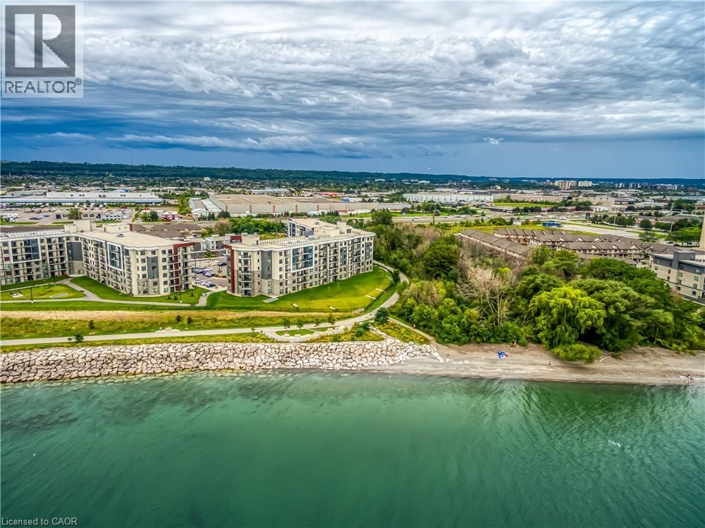 MLS® listing #29203467 for sale located at 125 SHOREVIEW Place Unit# 303