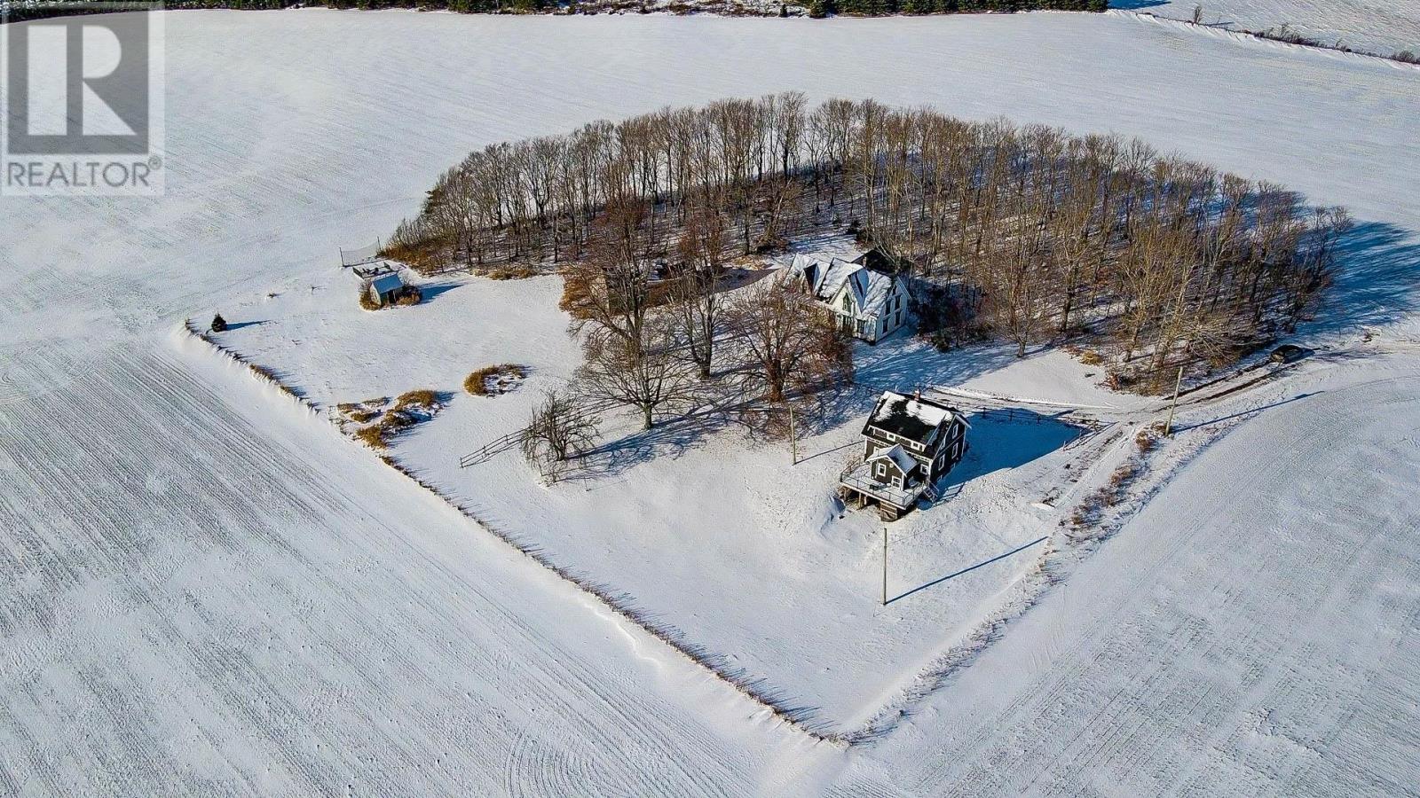 MLS® listing #29203470 for sale located at 662 & 664 Long River Road