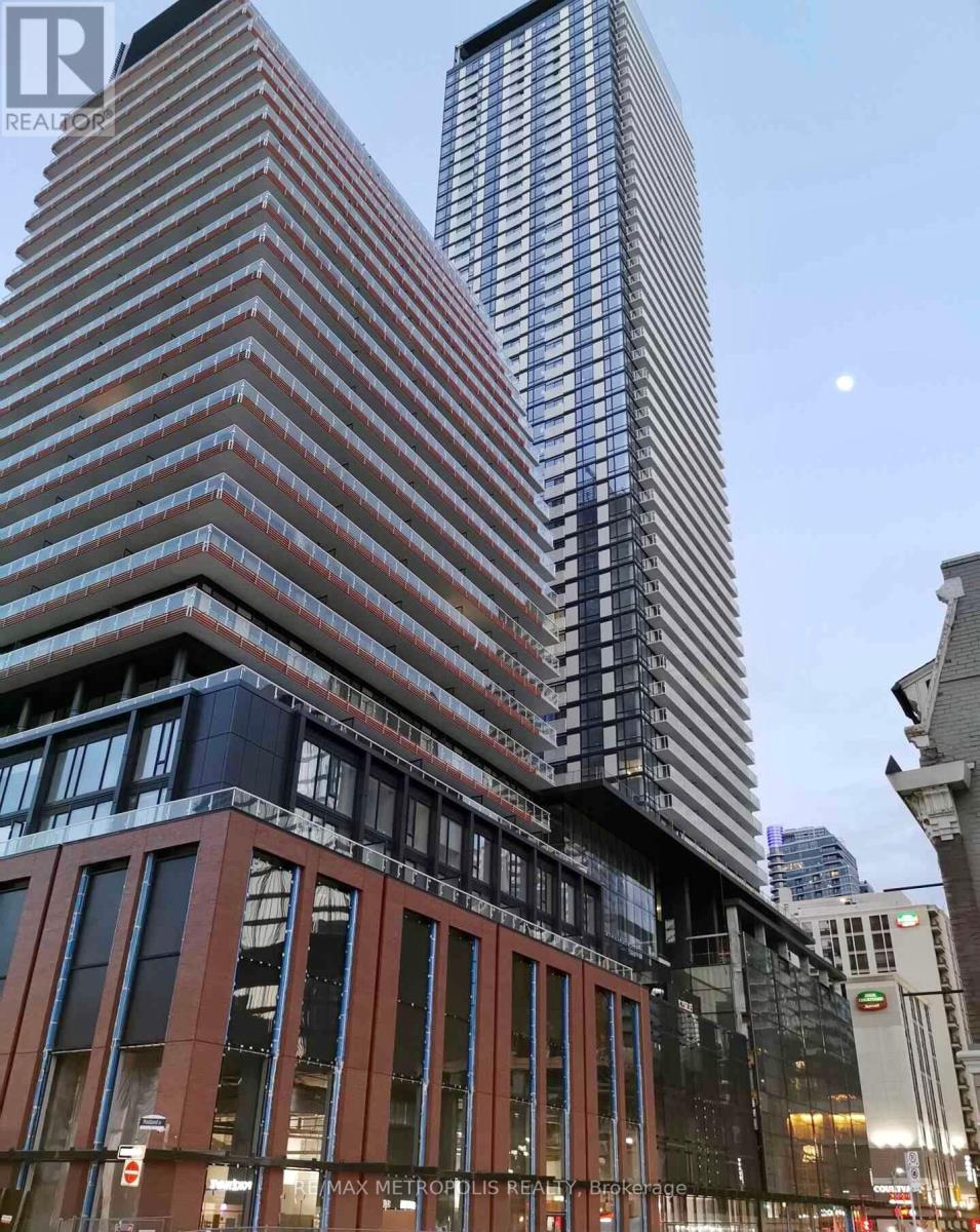 MLS® listing #29203727 for sale located at 1107 - 18 MAITLAND TERRACE