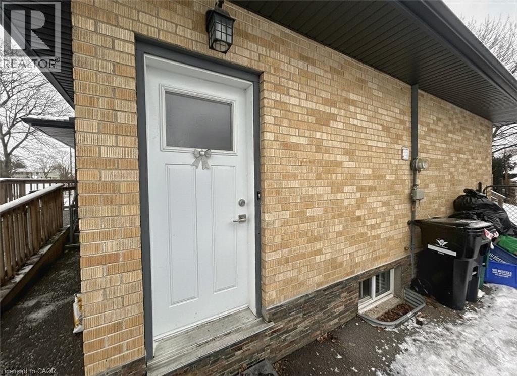 MLS® listing #29204158 for sale located at 47 HARBER Avenue Unit# Lower