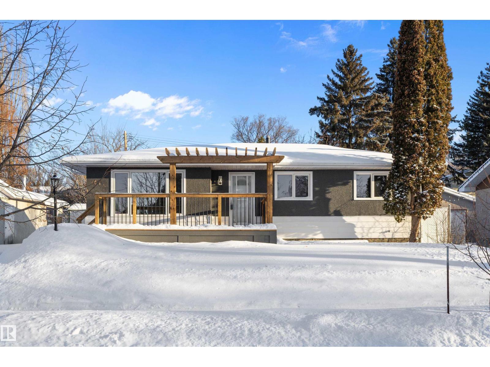MLS® listing #29204230 for sale located at 49 SHERIDAN DR