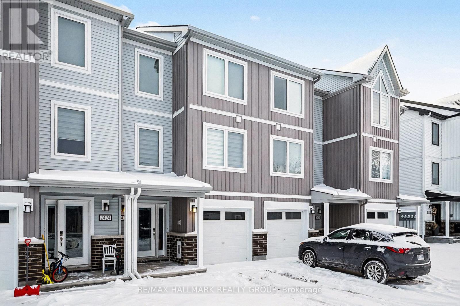 MLS® listing #29204284 for sale located at 2426 WATERCOLOURS WAY