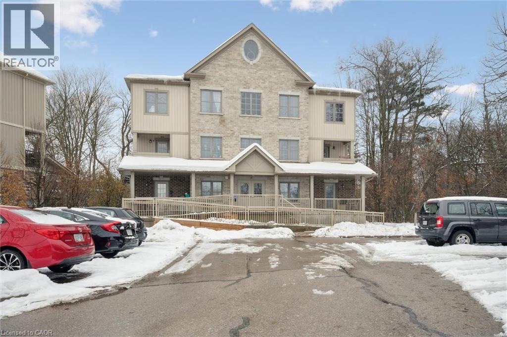 MLS® listing #29204289 for sale located at 255 MAITLAND Street Unit# 5B