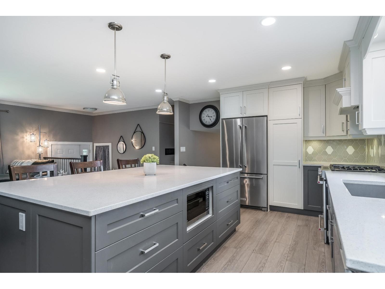 MLS® listing #29204799 for sale located at 19934 45A AVENUE