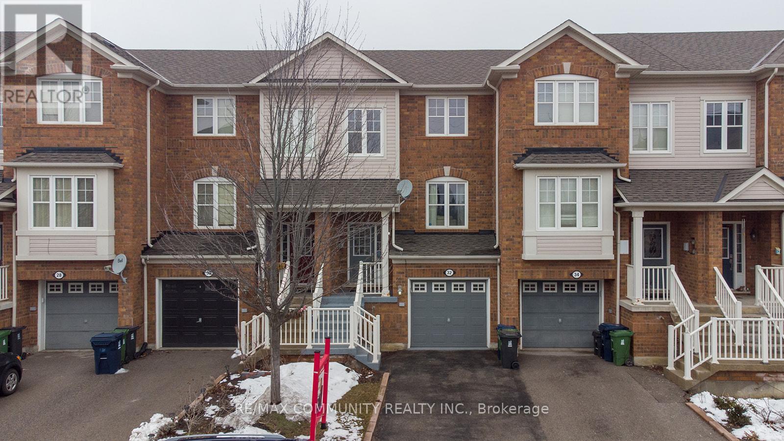 MLS® listing #29204821 for sale located at 32 RED FOX PLACE