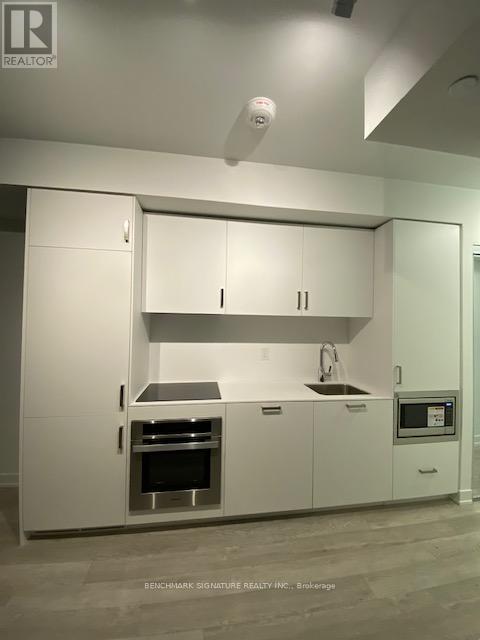 MLS® listing #29205150 for sale located at 2006 - 88 QUEEN STREET E