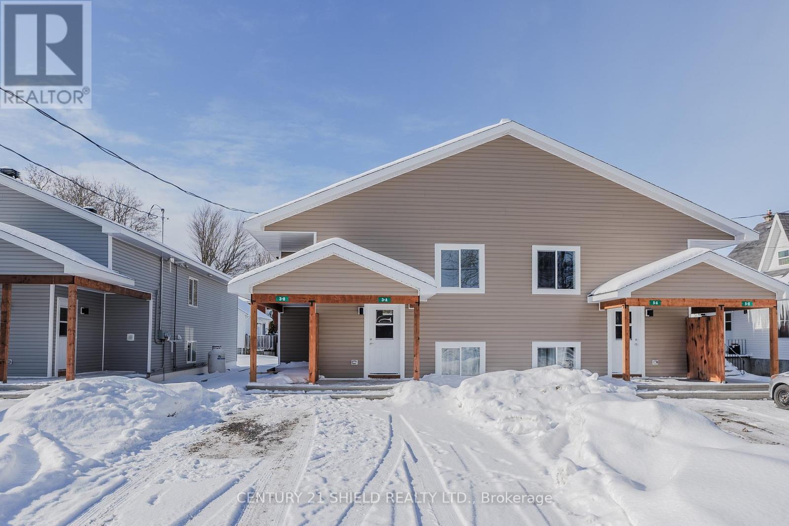 MLS® listing #29205201 for sale located at A - 5 WILLIAM STREET