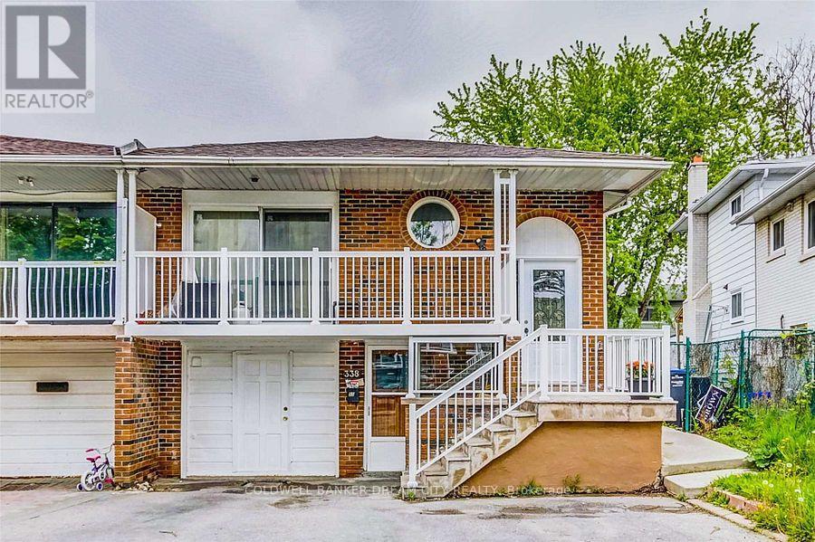 MLS® listing #29205220 for sale located at UPPER UNIT - 338 ROYAL SALISBURY WAY