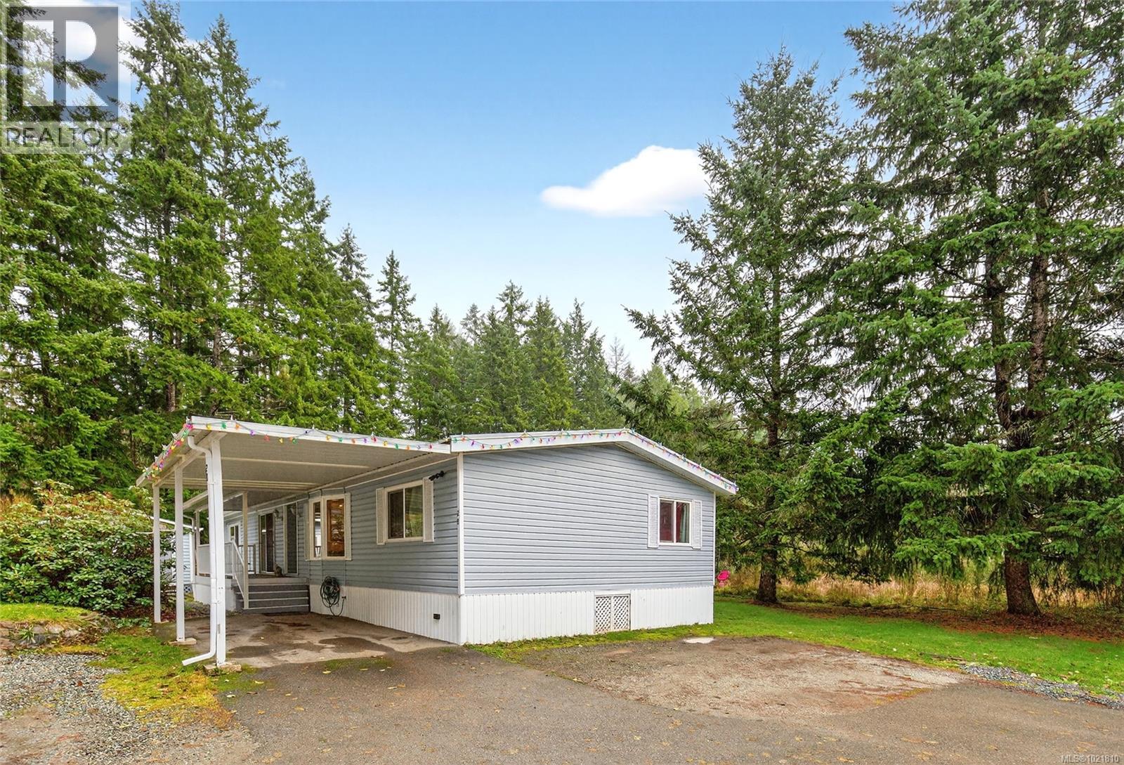 MLS® listing #29205255 for sale located at 28 6225 Lugrin Rd