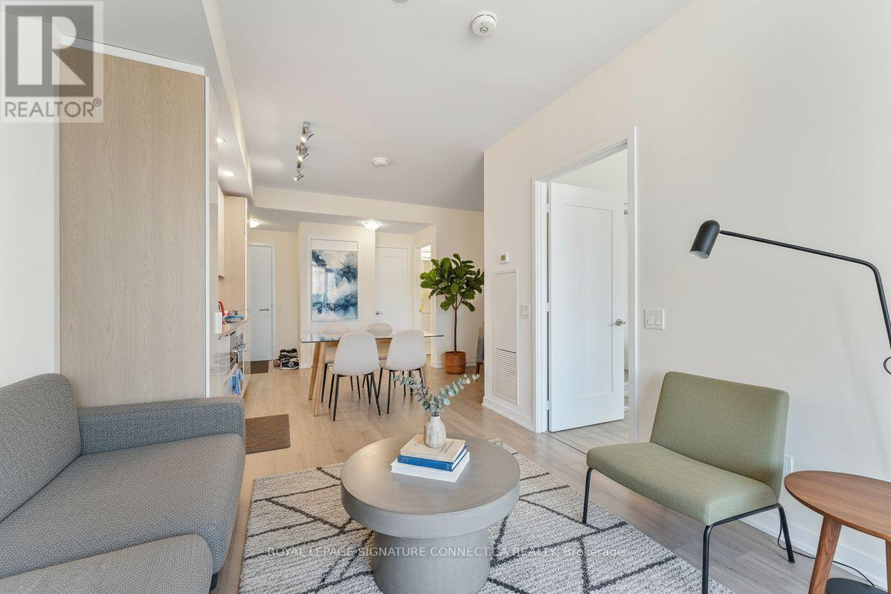 MLS® listing #29205297 for sale located at 2006 - 28 FREELAND STREET